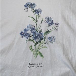 forget-me-not graphic tee